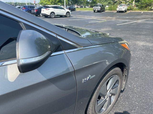 used 2017 Hyundai Sonata Plug-In Hybrid car, priced at $11,400