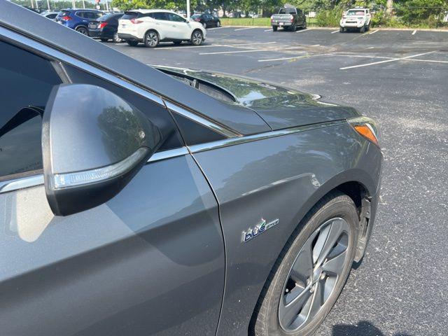 used 2017 Hyundai Sonata Plug-In Hybrid car, priced at $11,400