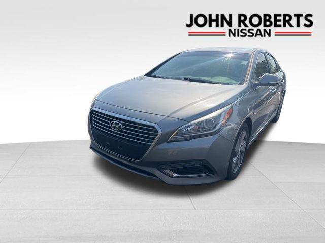 used 2017 Hyundai Sonata Plug-In Hybrid car, priced at $11,400