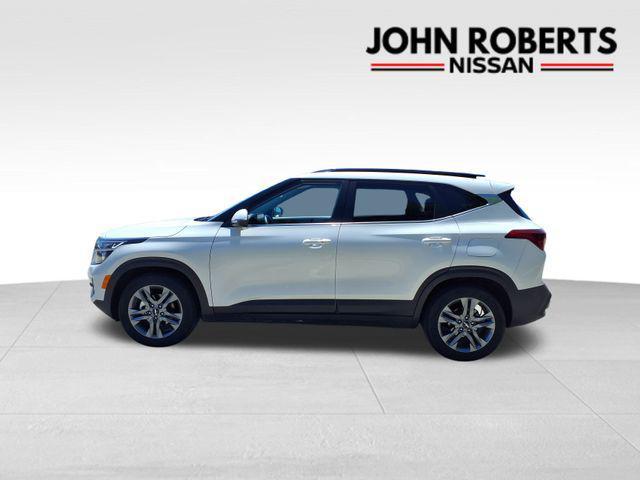 used 2023 Kia Seltos car, priced at $22,071