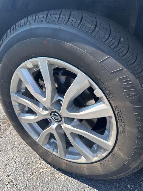 used 2018 Nissan Rogue car, priced at $14,155