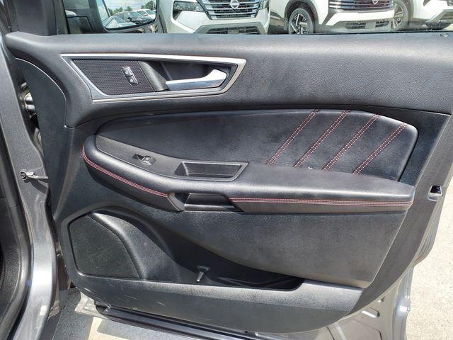 used 2022 Ford Edge car, priced at $28,371