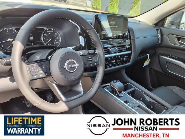 new 2025 Nissan Pathfinder car, priced at $36,960