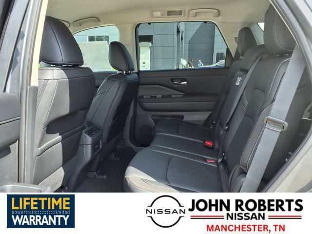 new 2025 Nissan Pathfinder car, priced at $36,960