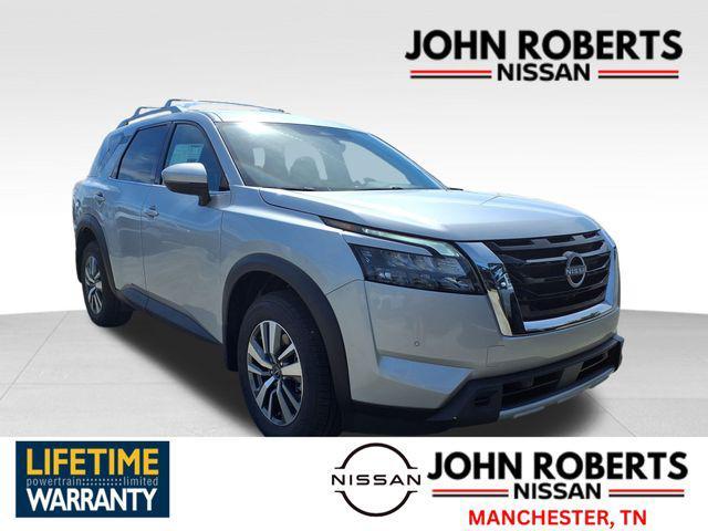 new 2025 Nissan Pathfinder car, priced at $39,053