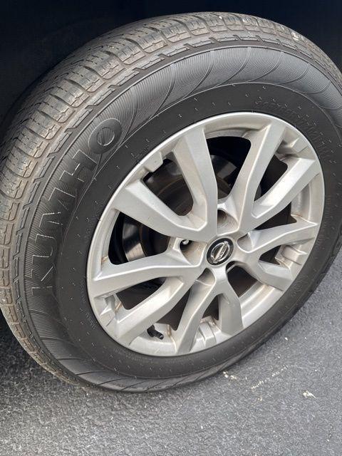 used 2017 Nissan Rogue car, priced at $16,255