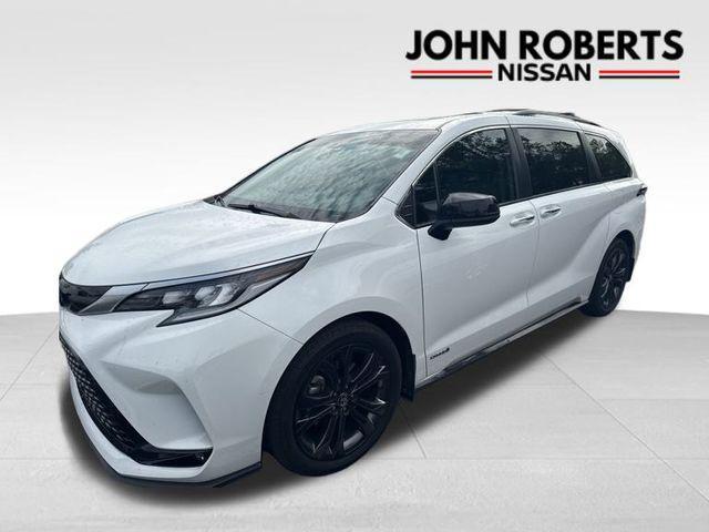 used 2021 Toyota Sienna car, priced at $36,214