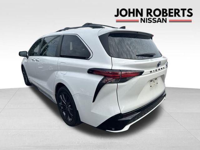 used 2021 Toyota Sienna car, priced at $36,214