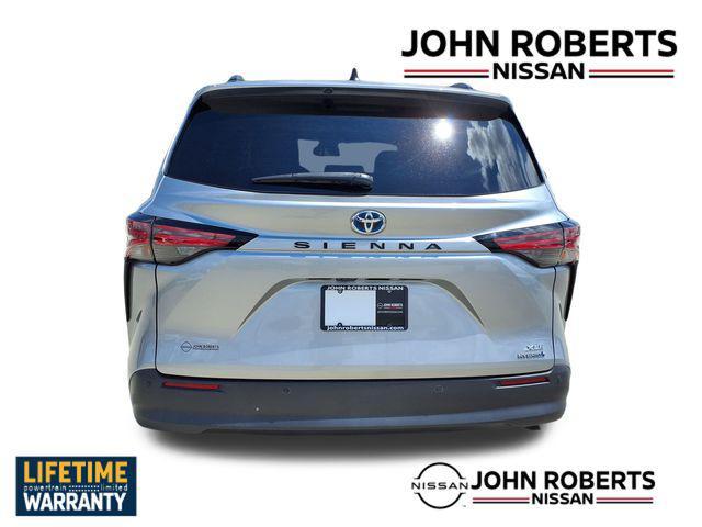 used 2022 Toyota Sienna car, priced at $34,072