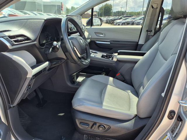 used 2022 Toyota Sienna car, priced at $34,072