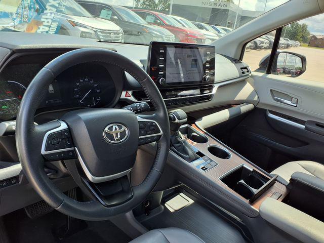 used 2022 Toyota Sienna car, priced at $34,072