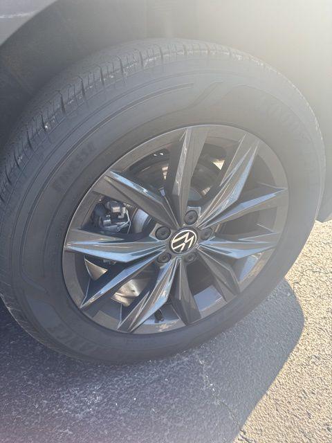 used 2024 Volkswagen Tiguan car, priced at $28,670