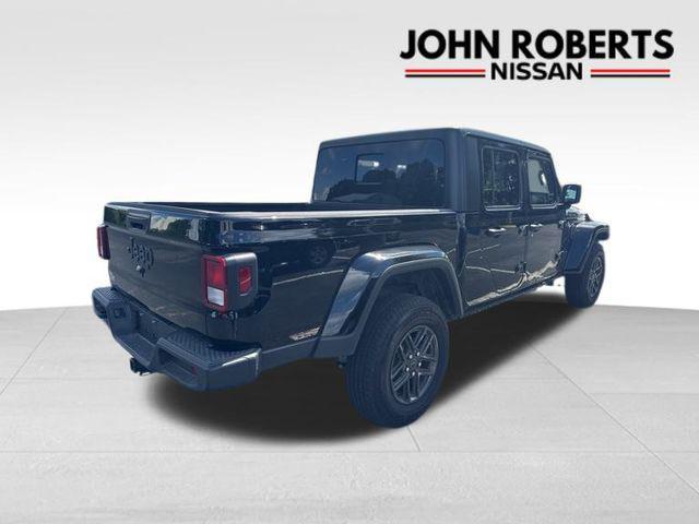 used 2024 Jeep Gladiator car, priced at $35,895