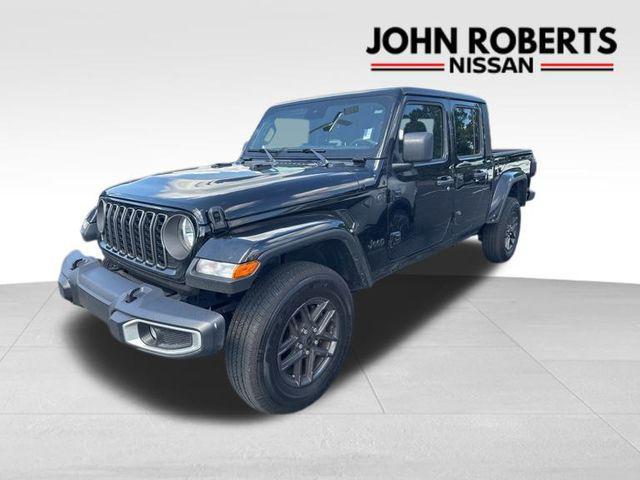 used 2024 Jeep Gladiator car, priced at $35,895