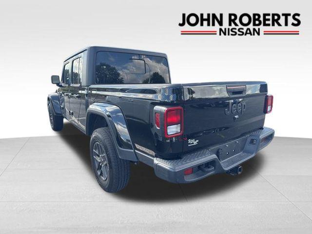 used 2024 Jeep Gladiator car, priced at $35,895