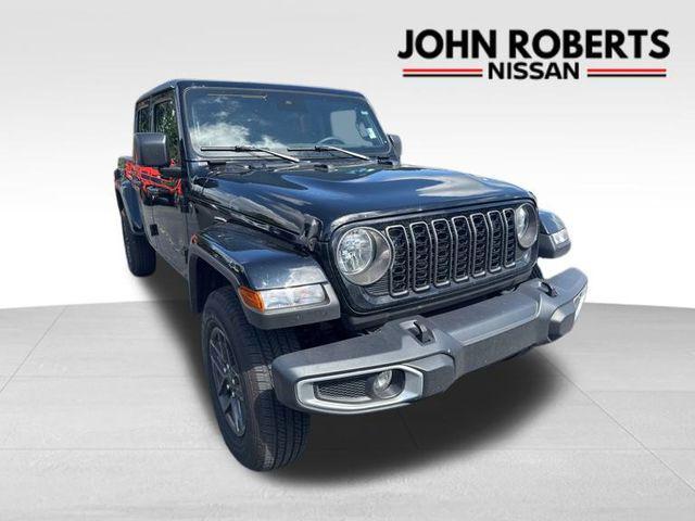 used 2024 Jeep Gladiator car, priced at $35,895