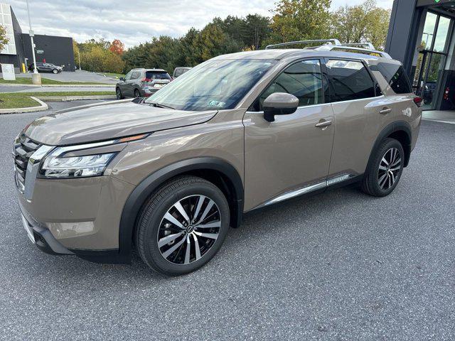 new 2024 Nissan Pathfinder car, priced at $55,275