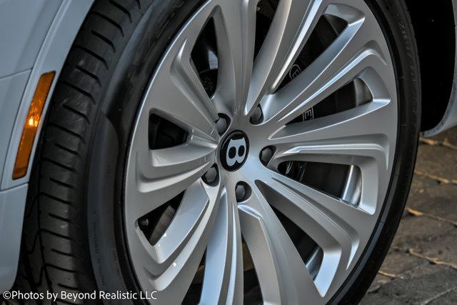 used 2024 Bentley Bentayga car, priced at $189,880