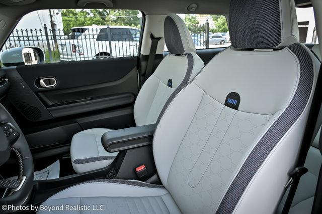 used 2025 MINI Hardtop car, priced at $28,966