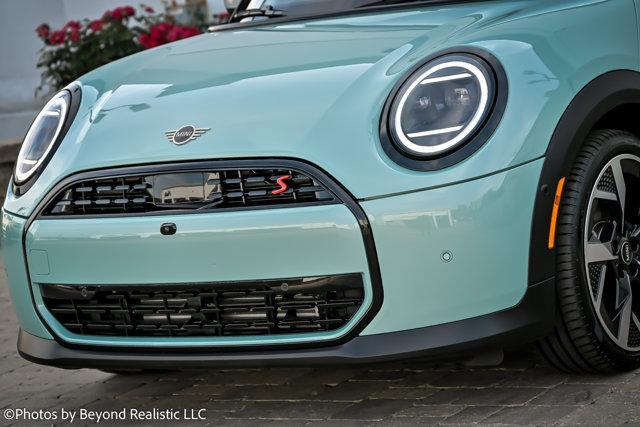 used 2025 MINI Hardtop car, priced at $28,966