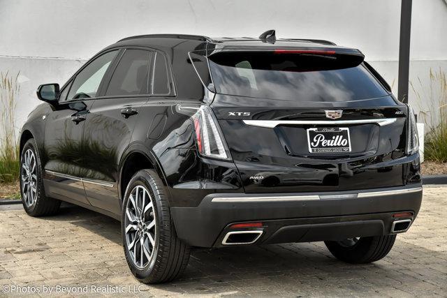 used 2021 Cadillac XT5 car, priced at $36,992