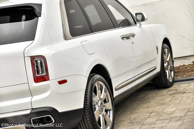 used 2024 Rolls-Royce Cullinan car, priced at $385,778