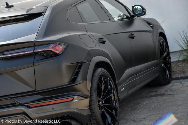 used 2023 Lamborghini Urus car, priced at $276,880