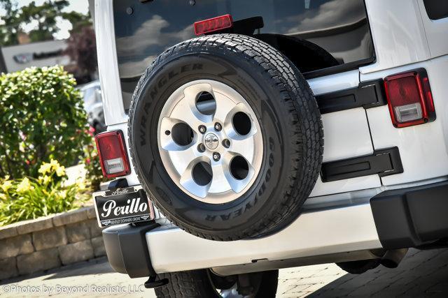 used 2015 Jeep Wrangler Unlimited car, priced at $19,880