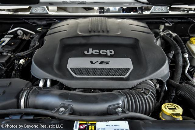 used 2015 Jeep Wrangler Unlimited car, priced at $19,880
