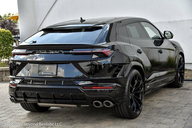 used 2023 Lamborghini Urus car, priced at $269,800