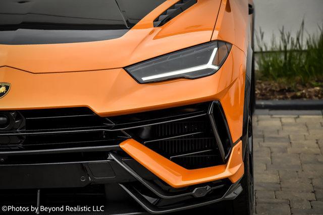 used 2023 Lamborghini Urus car
