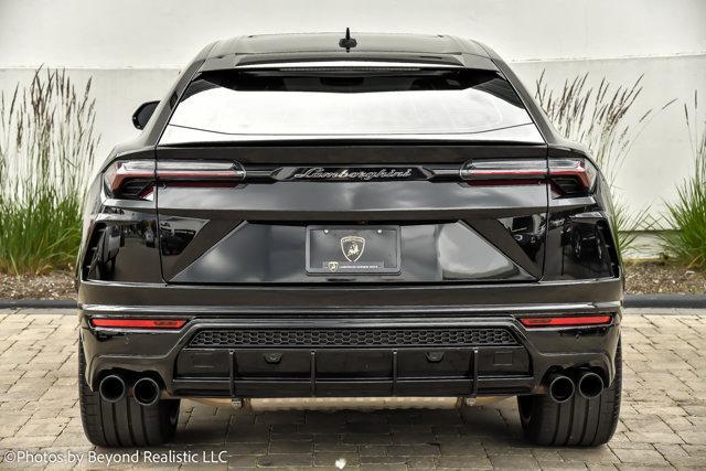 used 2022 Lamborghini Urus car, priced at $245,861