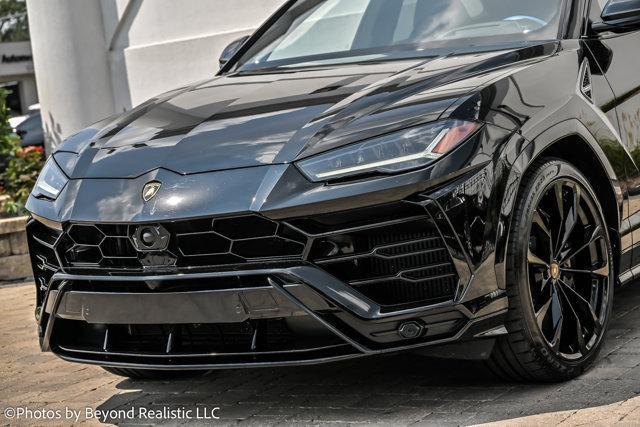 used 2022 Lamborghini Urus car, priced at $209,800