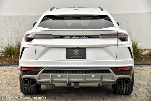 used 2021 Lamborghini Urus car, priced at $227,844