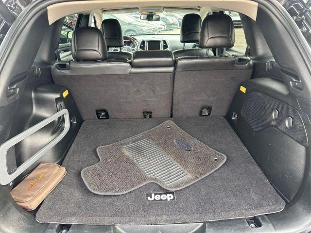 used 2018 Jeep Cherokee car, priced at $19,999