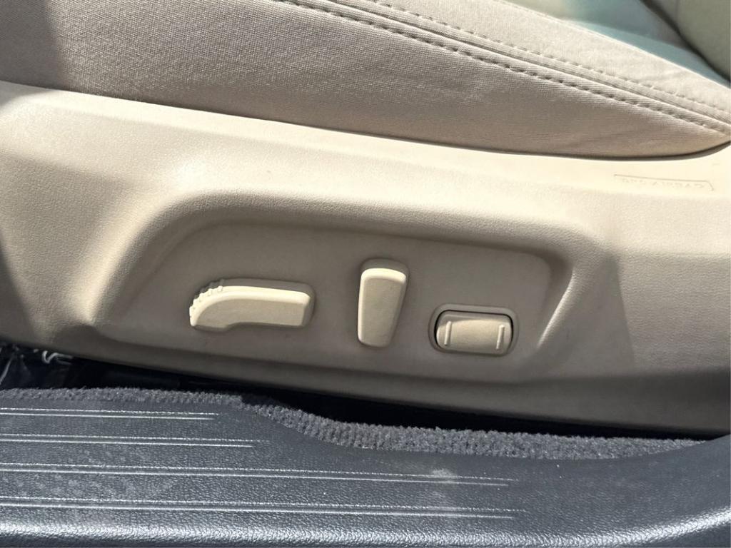 used 2016 Subaru Legacy car, priced at $12,998