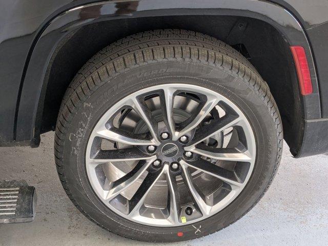 new 2025 Jeep Wagoneer L car, priced at $79,729