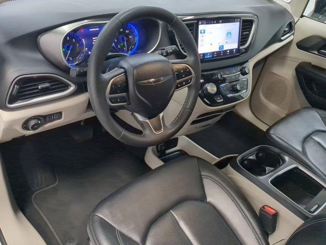 used 2024 Chrysler Pacifica car, priced at $30,982