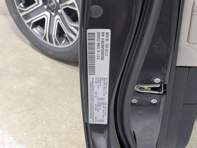 new 2025 Jeep Wagoneer L car, priced at $69,474