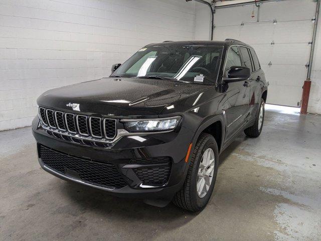 new 2025 Jeep Grand Cherokee car, priced at $37,006