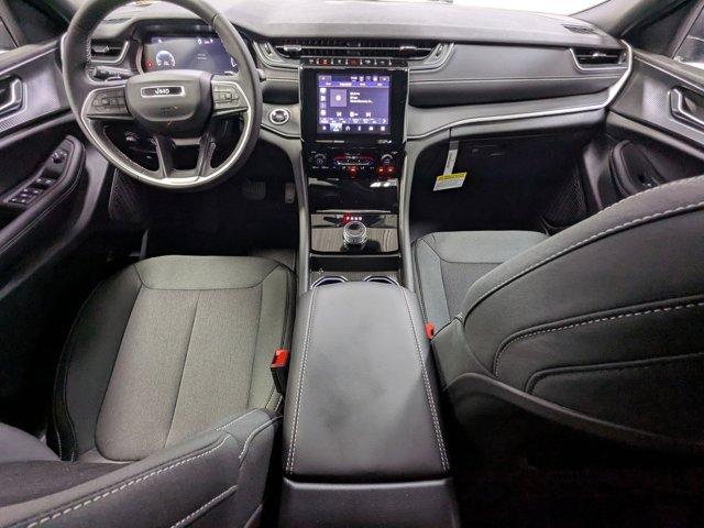 new 2025 Jeep Grand Cherokee car, priced at $37,006