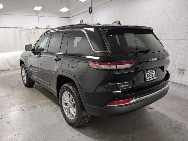 new 2025 Jeep Grand Cherokee car, priced at $37,006