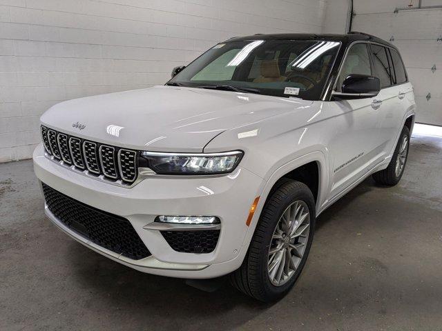 new 2025 Jeep Grand Cherokee car, priced at $59,796