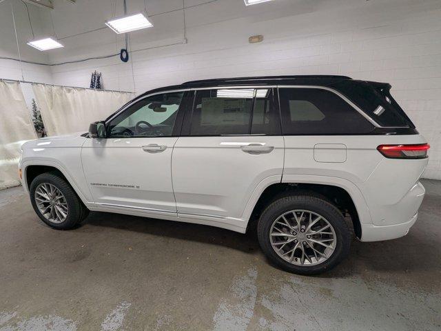 new 2025 Jeep Grand Cherokee car, priced at $59,796