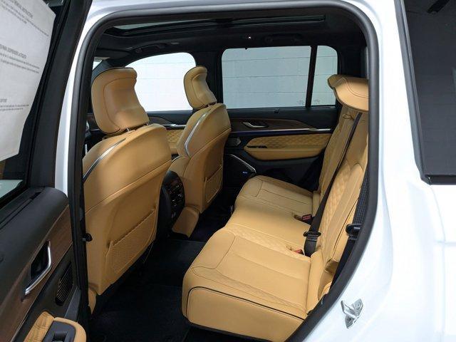 new 2025 Jeep Grand Cherokee car, priced at $59,796