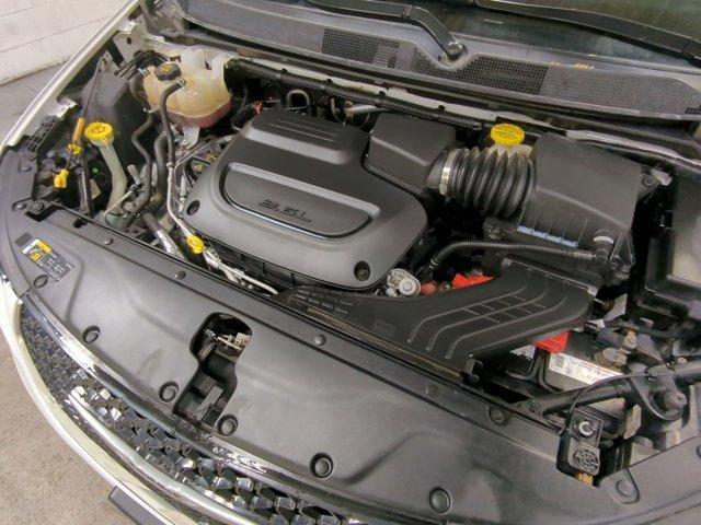 used 2021 Chrysler Pacifica car, priced at $15,574