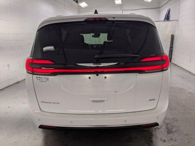 new 2026 Chrysler Pacifica car, priced at $55,957