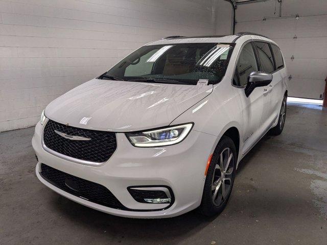 new 2026 Chrysler Pacifica car, priced at $55,957