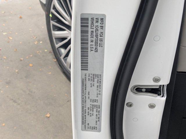 new 2025 Jeep Wagoneer car, priced at $73,084