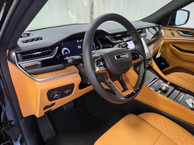 new 2025 Jeep Grand Cherokee car, priced at $62,196